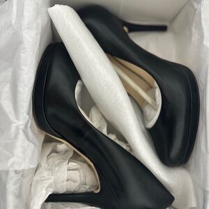 Nine West Elegant Black Heels